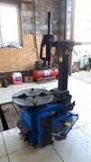 Шиномонтажный стенд Hofmann Geodyna 3300 2007 г.в. Шиномонтажный стенд Hofmann Geodyna 3300 2007 г.в.